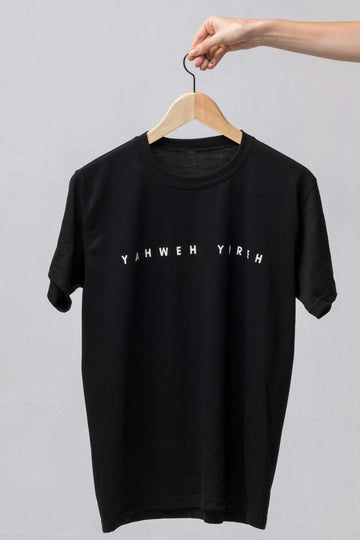 Las 7 camisetas básicas de mujer que valen el dinero en 2026