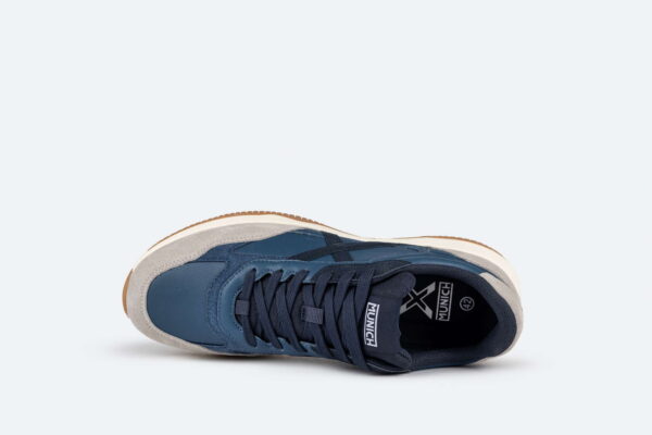 Zapatillas para hombre Munich Lyra en Azul – Un Toque Moderno para Tu Día a Día - Imagen 4