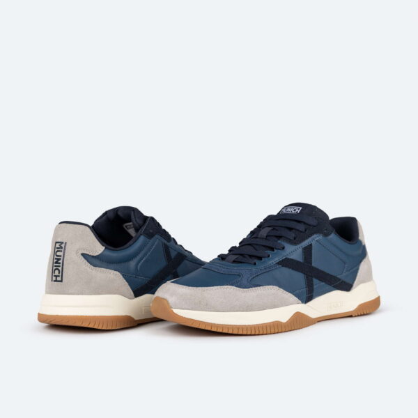 Zapatillas para hombre Munich Lyra en Azul – Un Toque Moderno para Tu Día a Día - Imagen 2