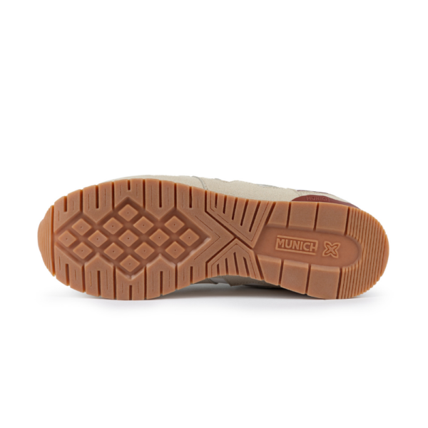 Zapatillas Munich Dash 252 Beige Rojo - Estilo y Comodidad para tu Día a Día - Imagen 2