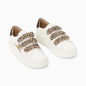 Zapatillas para mujer Vanessa Wu Maggie en Blanco y Oro con Cierres de Velcro de Leopardo – Estilo y Comodidad en Cada Paso